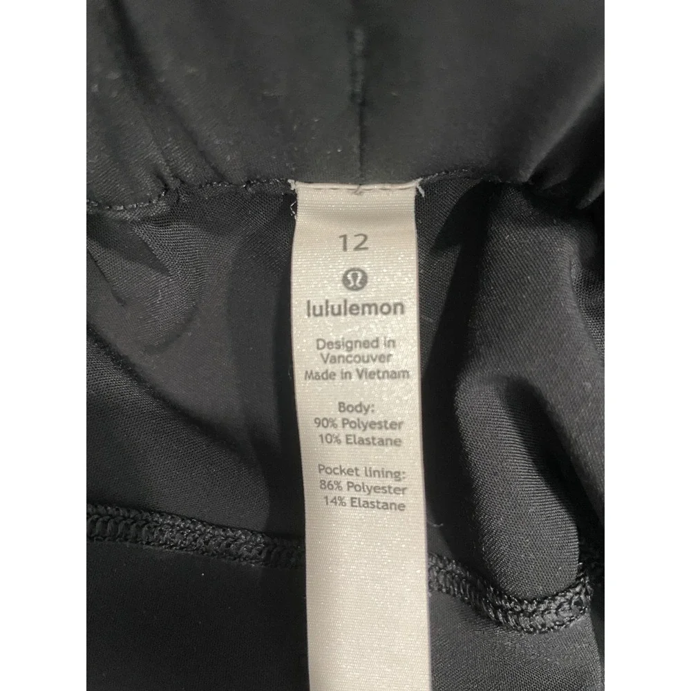 Lululemon Women's Size 12 Black On The Fly Skirt  Elastic Drawstring Waist